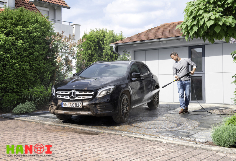 Mot-so-uu-diem-vuot-troi-cua-may-rua-xe-o-to-gia-dinh-karcher