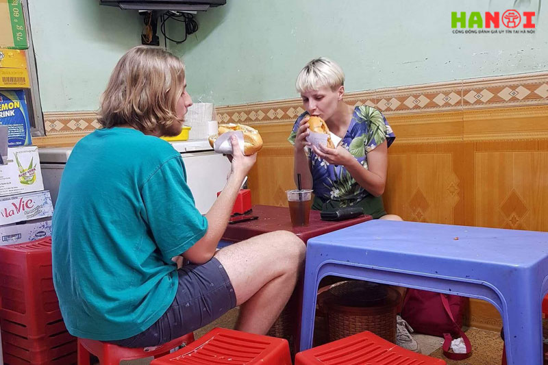 Banh-mi-nem-khoai-co-nga-hanoitoplist