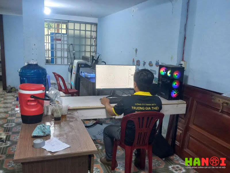 Dich-vu-thi-cong-chu-noi-inox-ha-noi-tai-truong-gia-thien-3-hanoitoplist