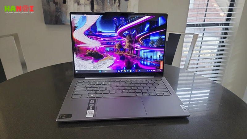 Laptop-van-phong-man-hinh-lon-2