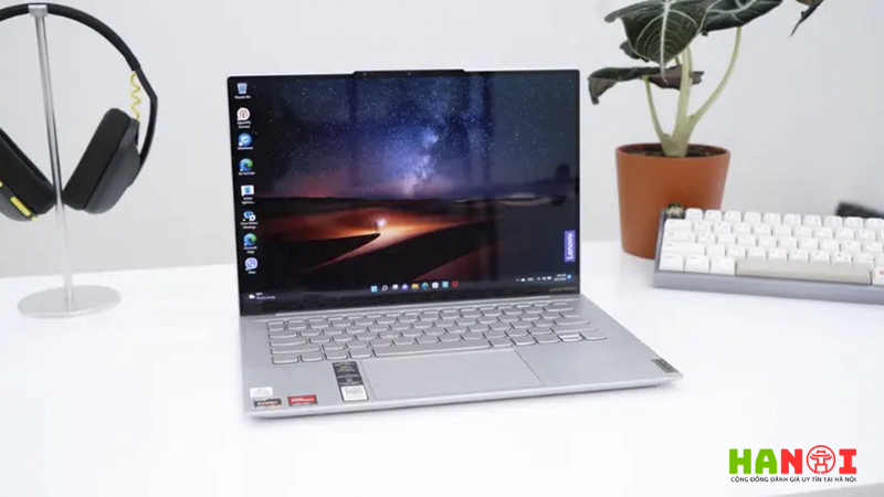 Laptop-van-phong-man-hinh-lon