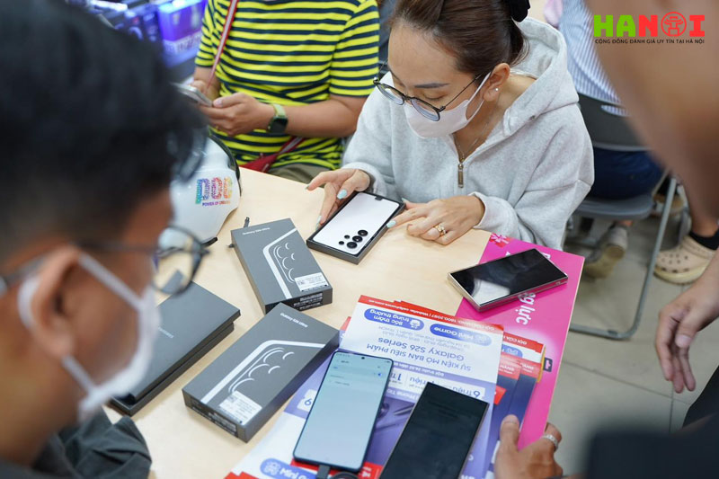 Cellphones-hanoitoplist