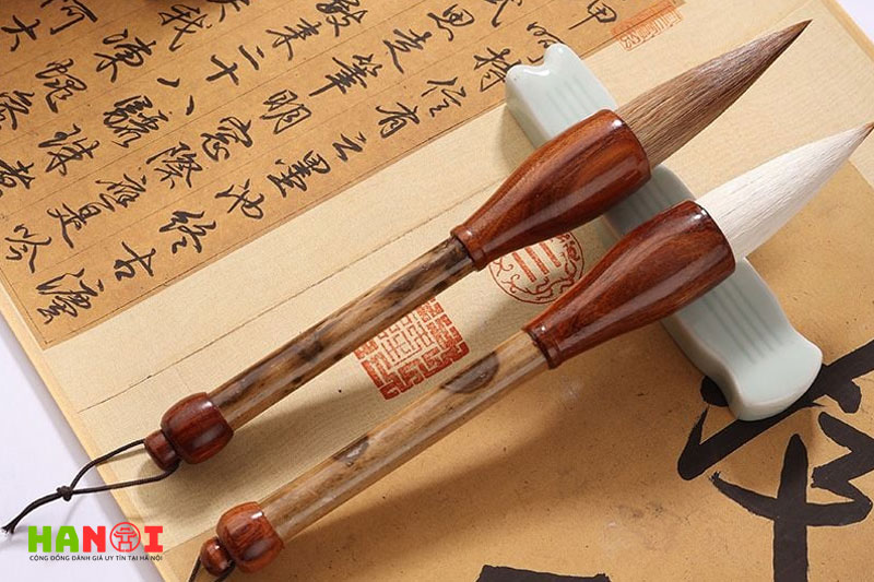 Thu-phap-dung-pham-1-hanoitoplist