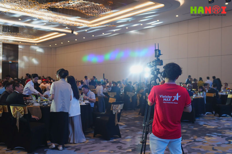 Vietstarmax-agency-hanoitoplist