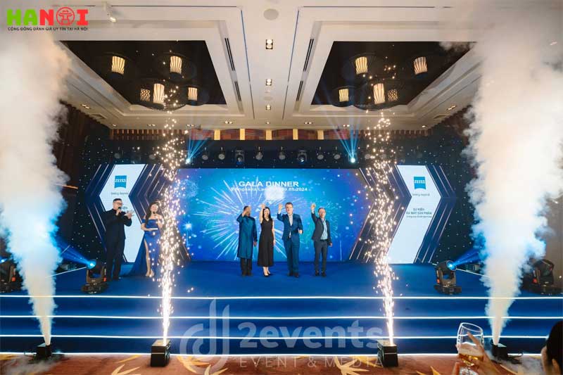 D2-events-don-dau-xu-huong-cho-thue-man-hinh-led-to-chuc-su-kien-tai-da-nang-1