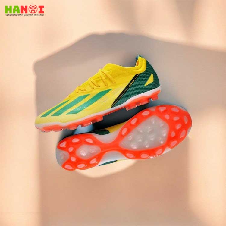 Mua-giay-da-bong-o-ha-noi-nen-den-shop-hay-mua-online-5